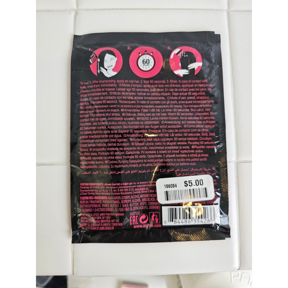 Matrix Total Results Miracle Creator Multi Tasking Hair Mask 1 fl oz 1 Pack - Picture 2 of 3